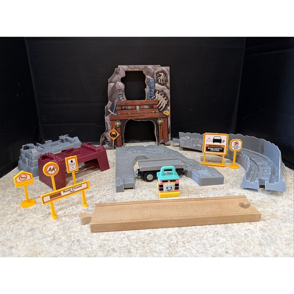 Thomas and Friends train replacement parts